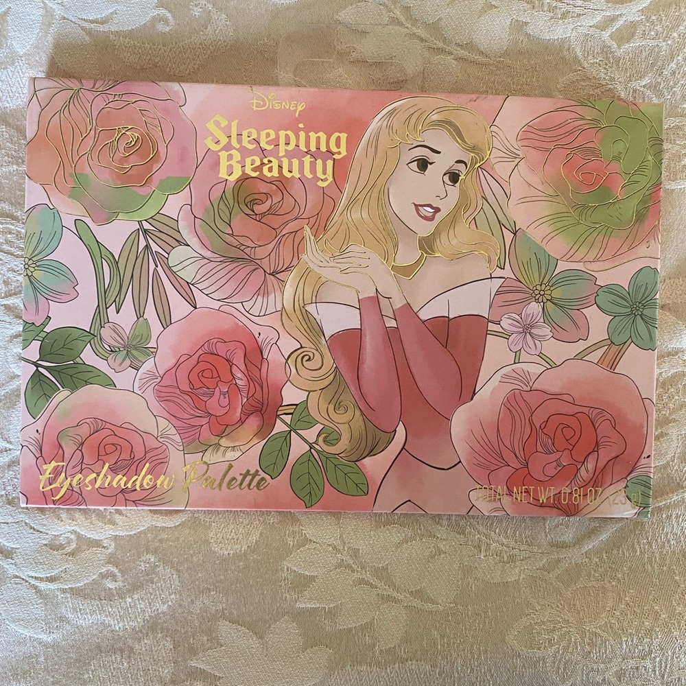 Sleeping Beauty Disney NWT eyeshadow palette